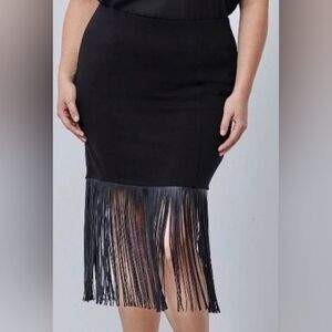 Sexy NWT $89 Torrid Black Pencil Skirt with Fringe, Sz 18!